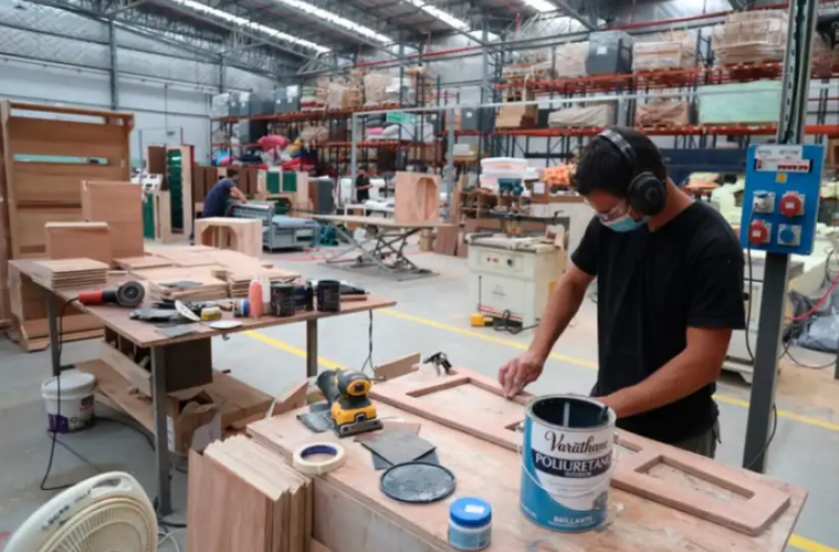Diputados opositores proponen cambios en la Ley de Modernizaci&oacute;n Laboral