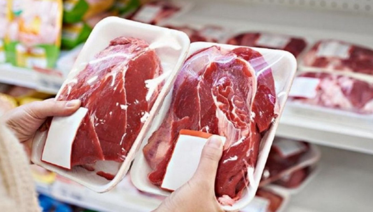 El consumo de carne alcanz&oacute; el nivel m&aacute;s bajo en 30 a&ntilde;os 