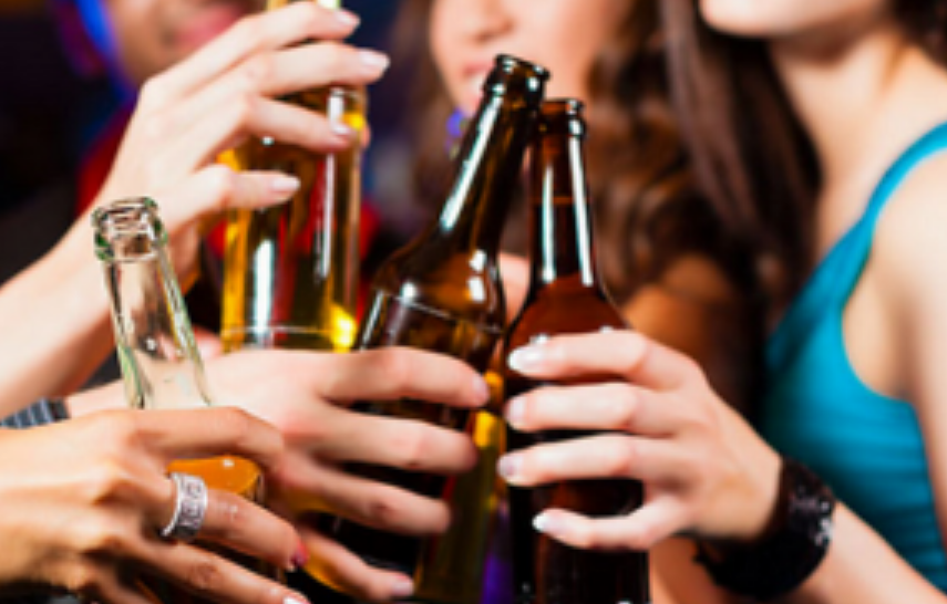 "Lo que baj&oacute; es la edad del inicio con el alcohol que lo hacen a los 13, 14 a&ntilde;os"