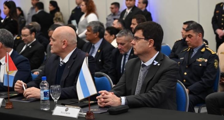En Entre R&iacute;os Ag&uuml;ero Gamboa expuso en la II Reuni&oacute;n Nacional del Consejo Federal de Seguridad Interior