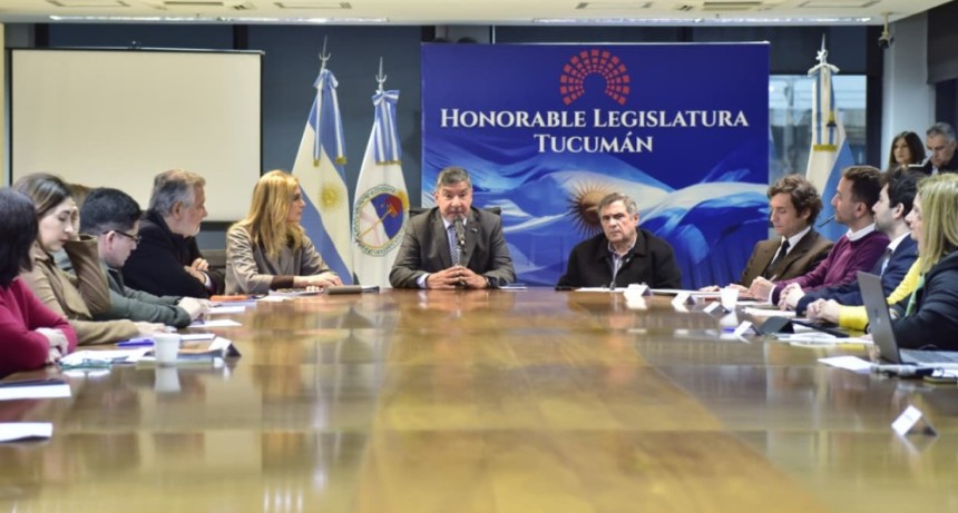Los desaf&iacute;os &eacute;ticos de la inteligencia artificial fueron debatidos en la Legislatura