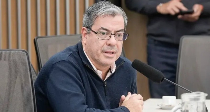 Mart&iacute;nez advirti&oacute; que Santilli deber&aacute; 