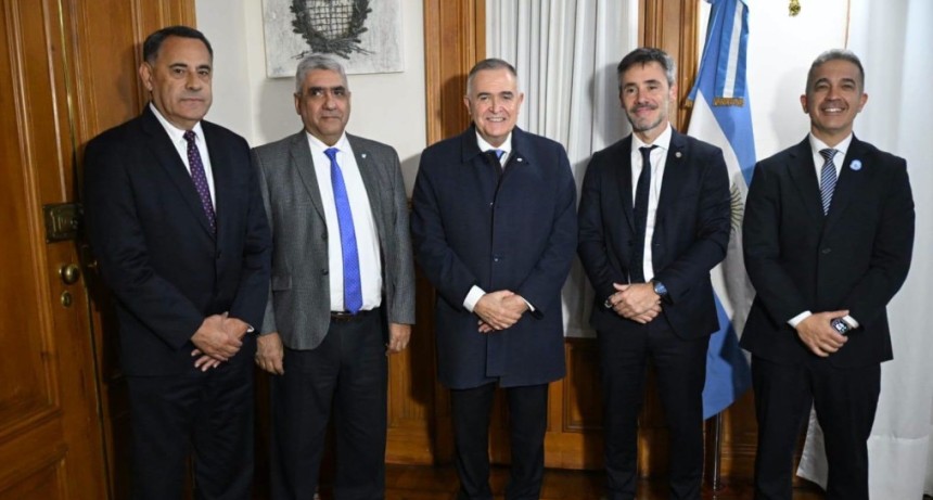 El Gobernador Jaldo recibi&oacute; a Lamothe en el marco de jornadas del CFI