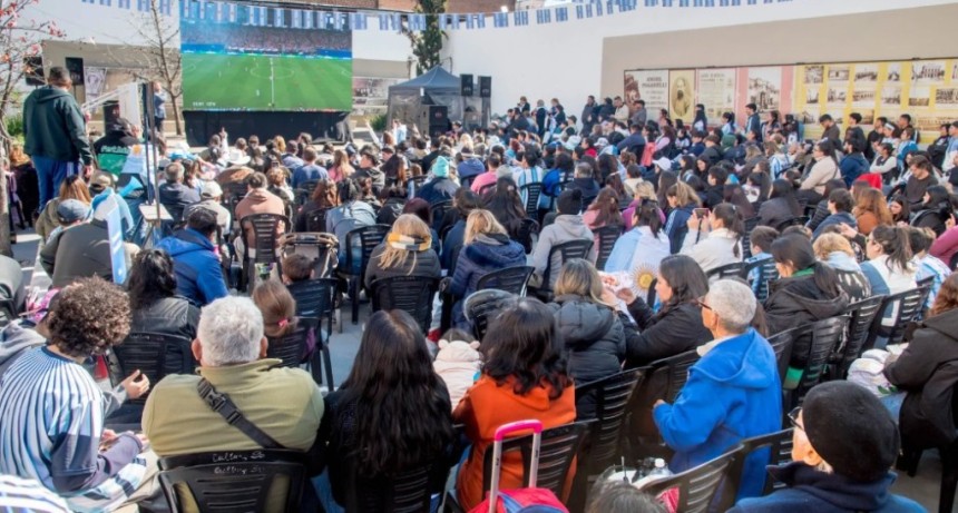 La Plaza Tem&aacute;tica vuelve a ser el Punto Mundialista para alentar a la Selecci&oacute;n Argentina ante Inglaterra