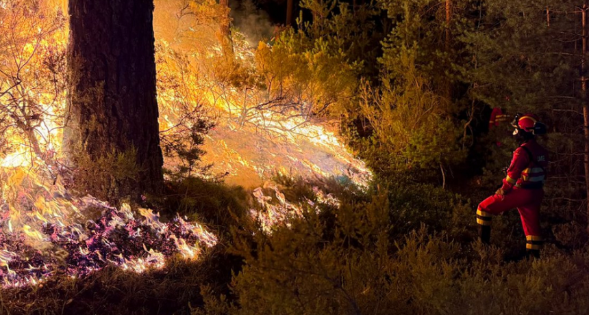 El fuego no da tregua y avanza por el sur de Europa