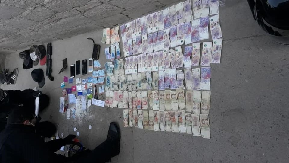 Pedir&aacute;n prisi&oacute;n preventiva para los j&oacute;venes que asaltaron el colectivo de la l&iacute;nea 5