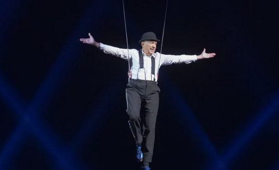 Alberto Cormillot a los 86 años debutó en el circo 