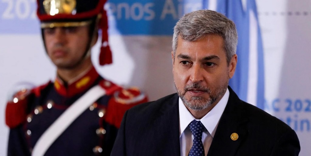 Paraguay: ex presidente  Abdo es investigado  por presuntas cuentas en paraísos fiscales