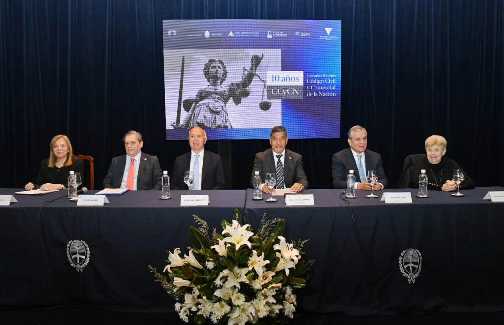 Acevedo acompañó el inicio de las Jornadas Nacionales por los 10 años del Código Civil y Comercial