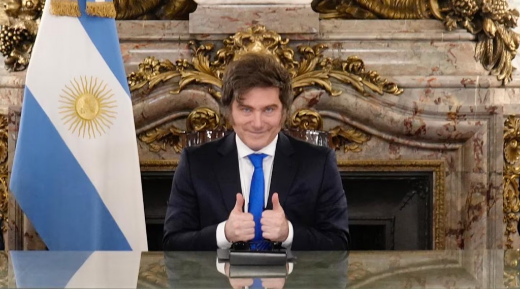 Milei anunció medidas para "blindar el superávit"