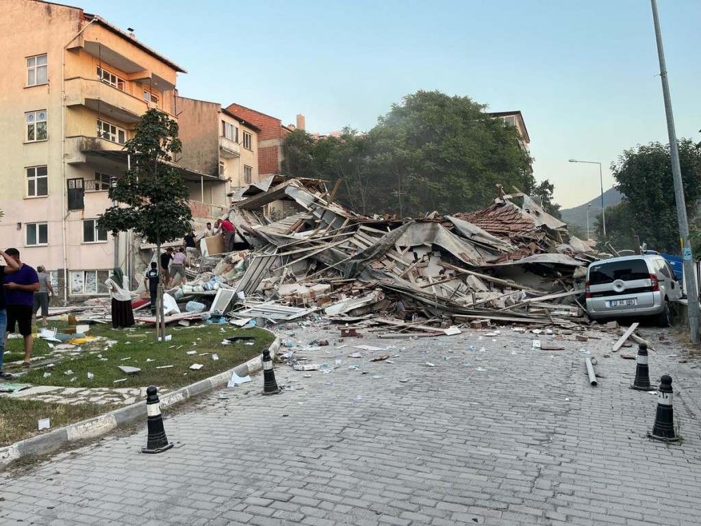 Terremoto de 6,1º sacudió a Turquía: al menos un muerto y seis heridos