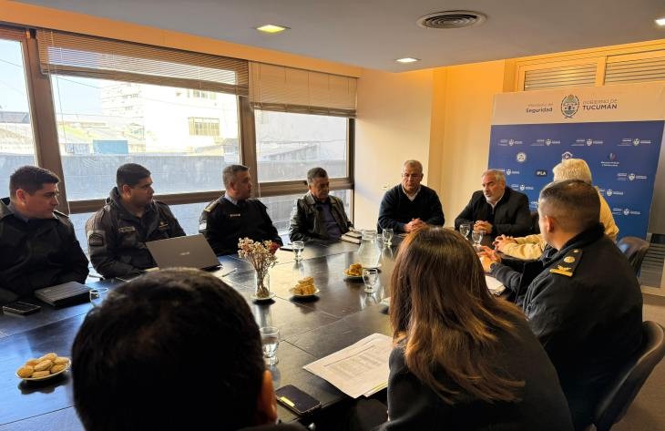 Convocan a profesionales, auxiliares y técnicos para el Servicio Penitenciario