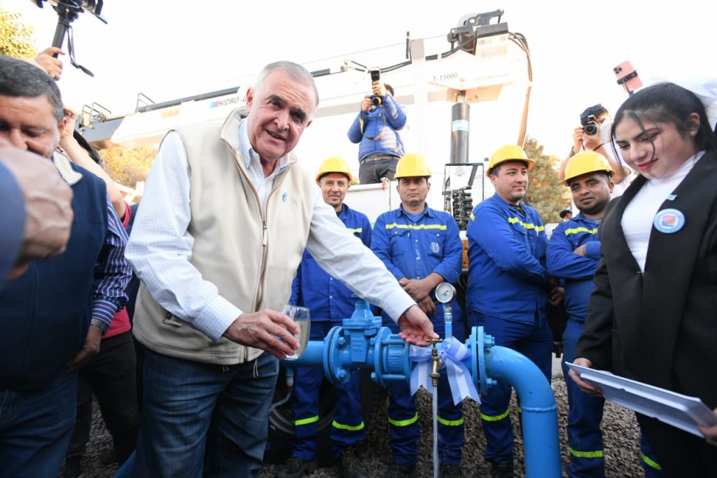 El gobernador Osvaldo Jaldo inauguró obras de infraestructura y seguridad en Estación Aráoz y Tacanas