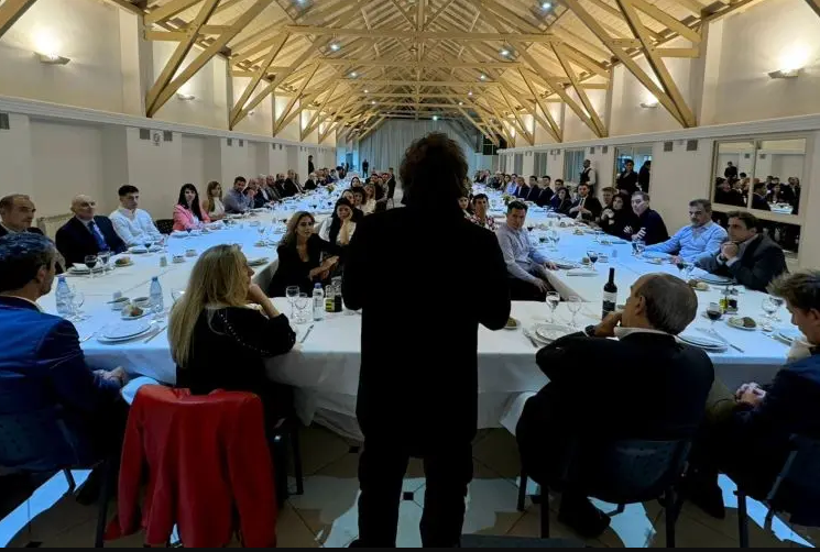 Milei reunió a diputados propios y aliados en Olivos para reforzar la estrategia legislativa