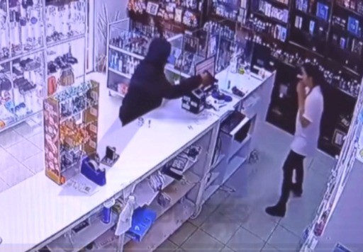 Condenado por un violento asalto en una farmacia 