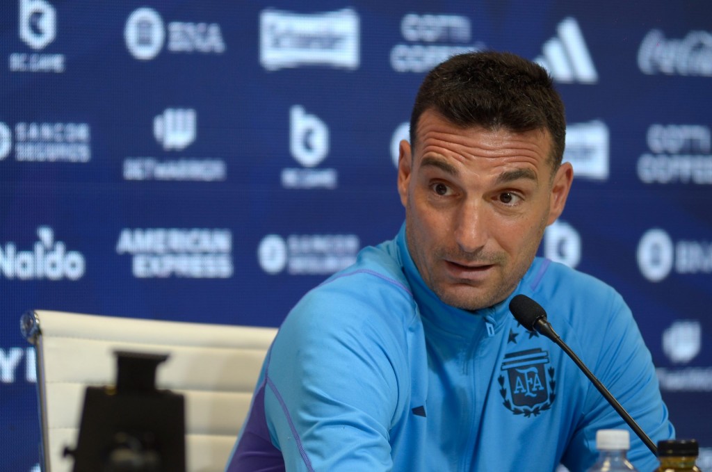 Scaloni presentó la lista de jugadores para la última doble fecha de Eliminatorias