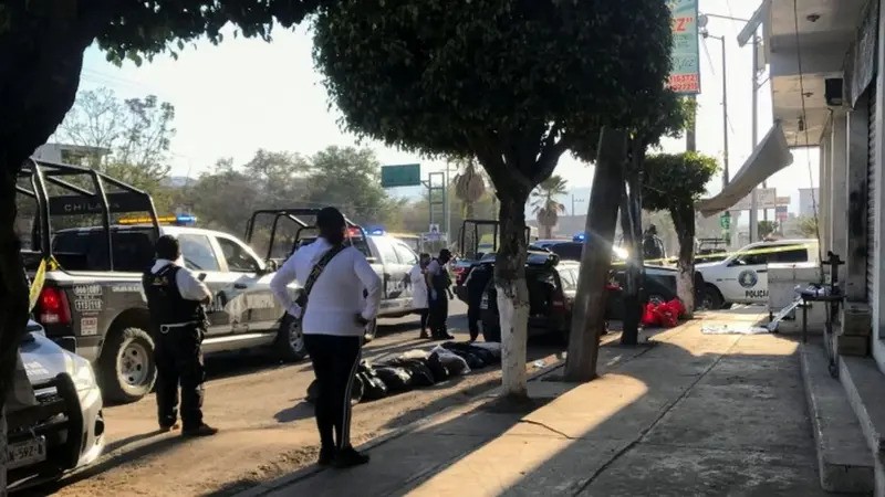 México: encuentran seis cabezas humanas al lado de una ruta 