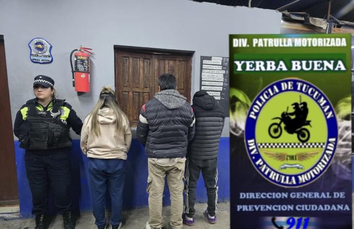 Fueron aprehendidos por agredir a los policías y dañar los móviles