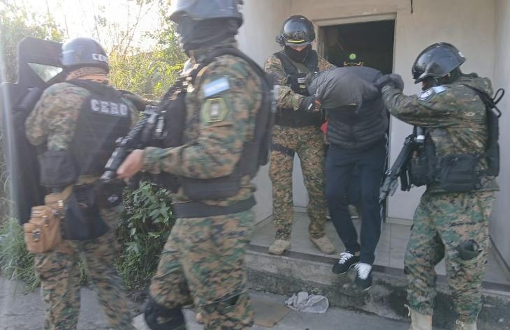 Fue detenido por amenazar en las redes al gobernador Osvaldo Jaldo