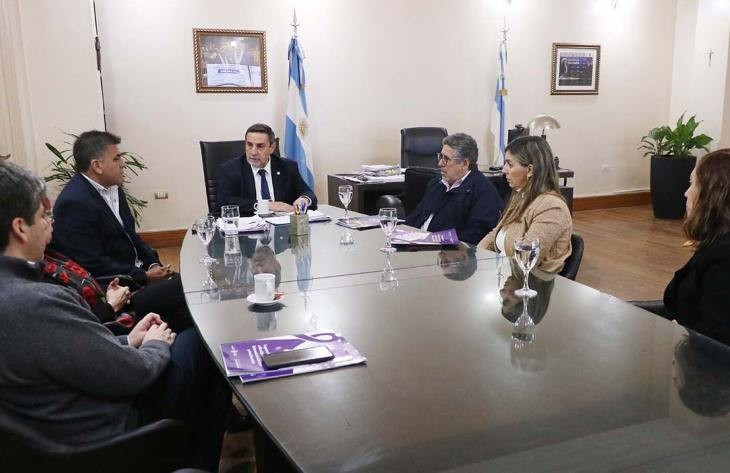 Taller de coordinadores de grupos de apoyo para familias que conviven con la demencia