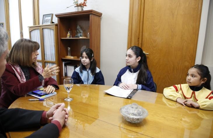 Estudiantes del Instituto Nicolás Avellaneda entrevistaron a la ministra Montaldo