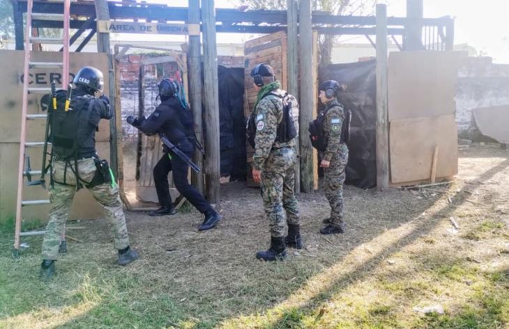 La Policía de Tucumán dictó un curso internacional para brecheros