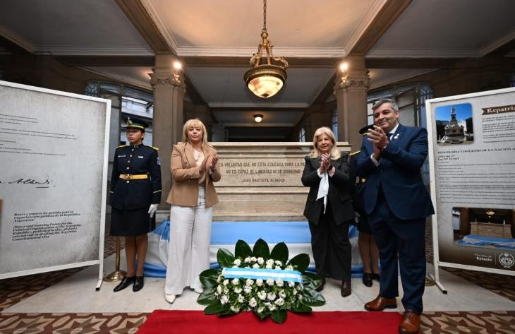 En el día del Abogado se rindió homenaje a Juan Bautista Alberdi