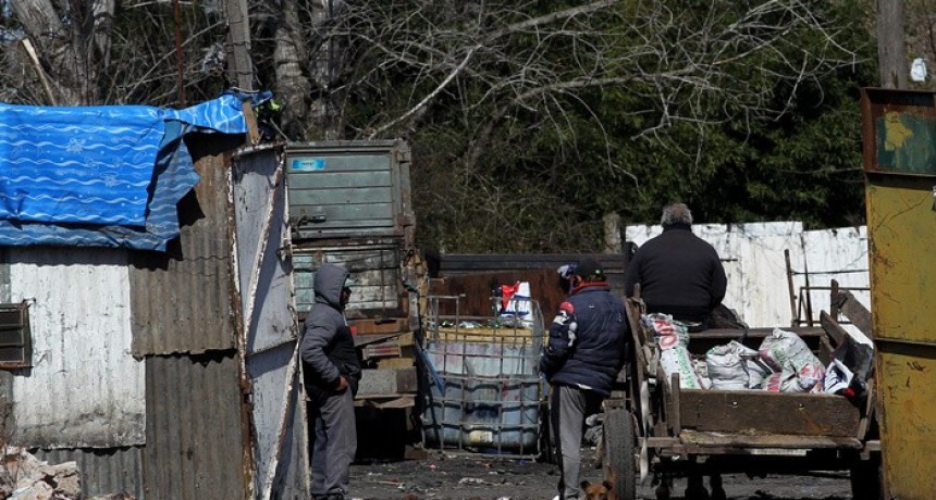 En julio una familia tipo necesitó ganar $1.149.353 para no caer en la pobreza