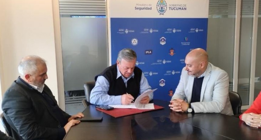Seguridad firmó un convenio para prevenir las adicciones en "La Bombilla"