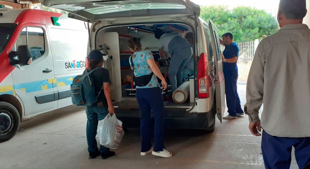 Más de 25 alumnos hospitalizados por intoxicación en Pampa de los Guanacos