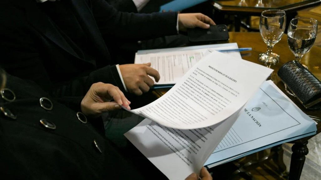 Se aprobó con cambios en el Senado la Ley de Alquileres y ahora vuelve a Diputados