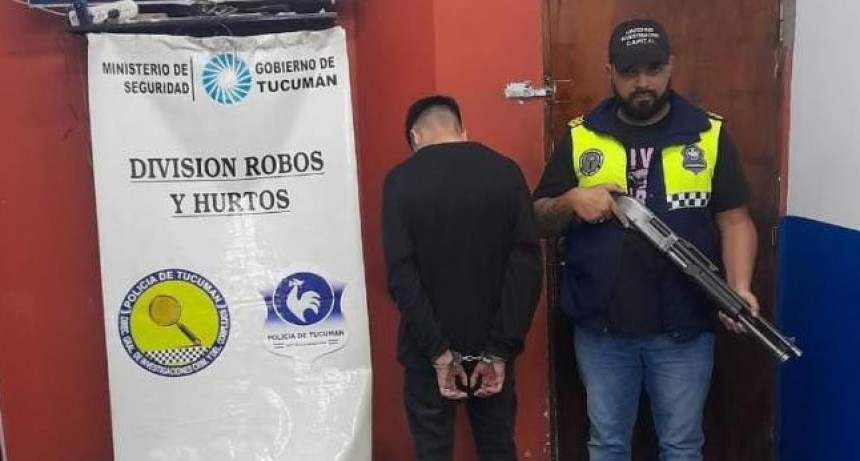 Trasladaron desde Rosario a Tucumán a un detenido por robo en banda