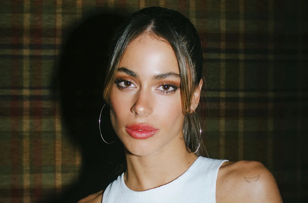 Tini Stoessel le respondió al periodista que criticó su cuerpo