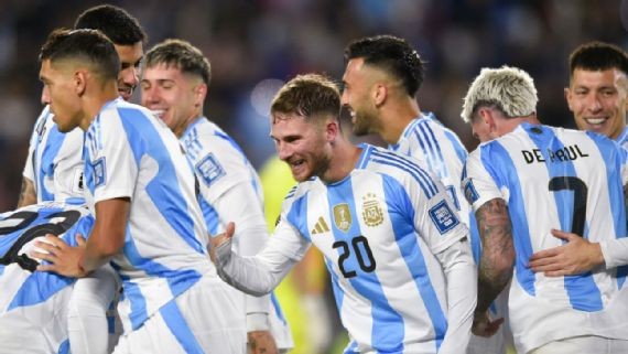 Argentina goleó a Chile en el Monumental