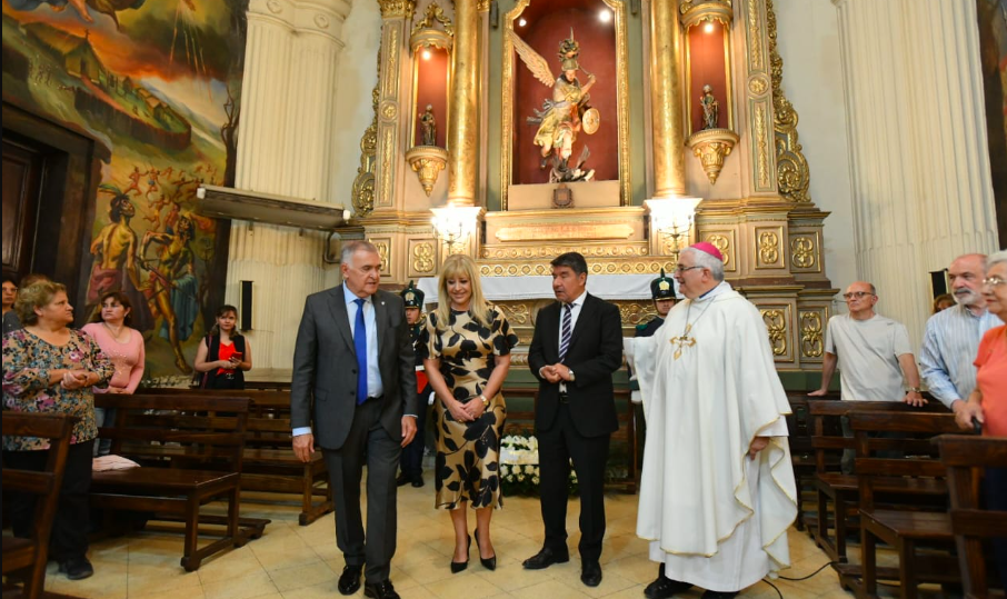 El Gobernador participó de la misa por el Día de la Ciudad y el día de San Miguel Arcángel