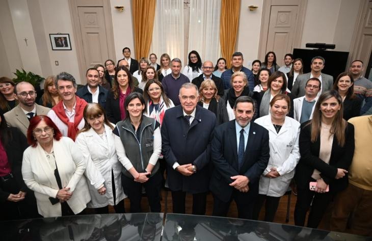 El gobernador Jaldo escuchó a los máximos referentes del sistema de salud.