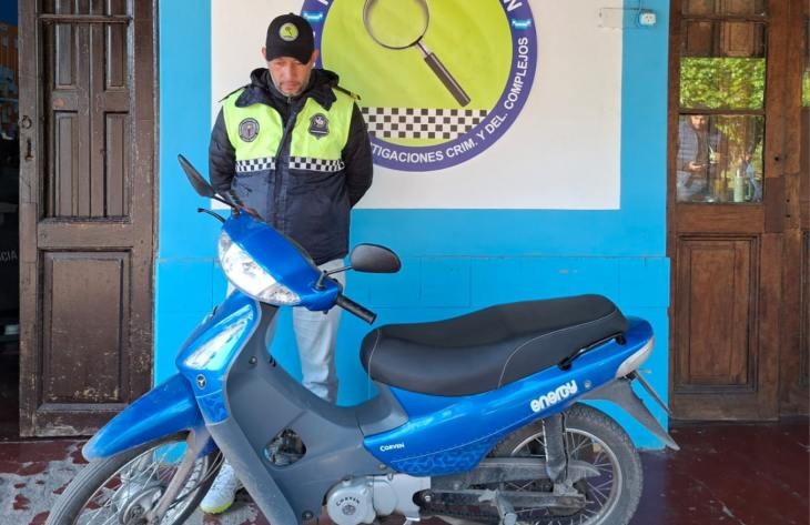 Un efectivo policial que estaba de franco intervino en un asalto y frustró el robo de un vehículo