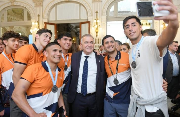 Jaldo reconoció a 133 atletas tucumanos por su participación en los JADAR 2025