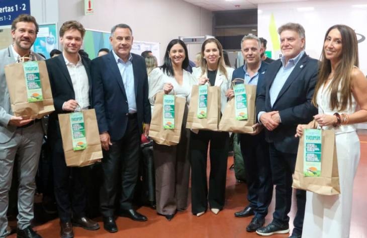 Folklore, empanadas y milanesas para recibir al primer vuelo de Copa Airlines