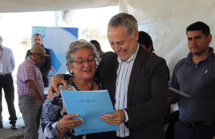 El Instituto de la Vivienda entregó escrituras de viviendas en Banda del Río Salí