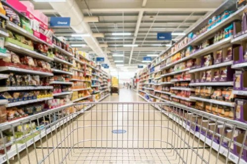 Aprueban descuentos en supermercados, farmacias y ópticas: a quién está destinado