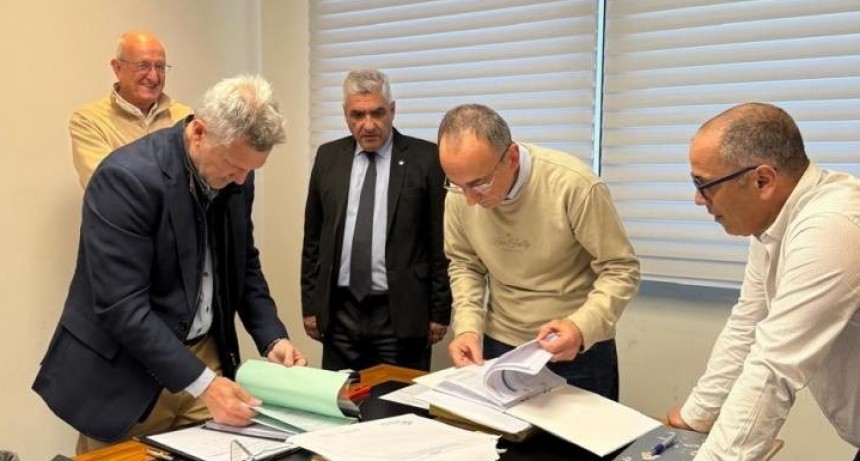 Abad: "Estamos dando un paso importante hacia la modernización de nuestro aeropuerto"