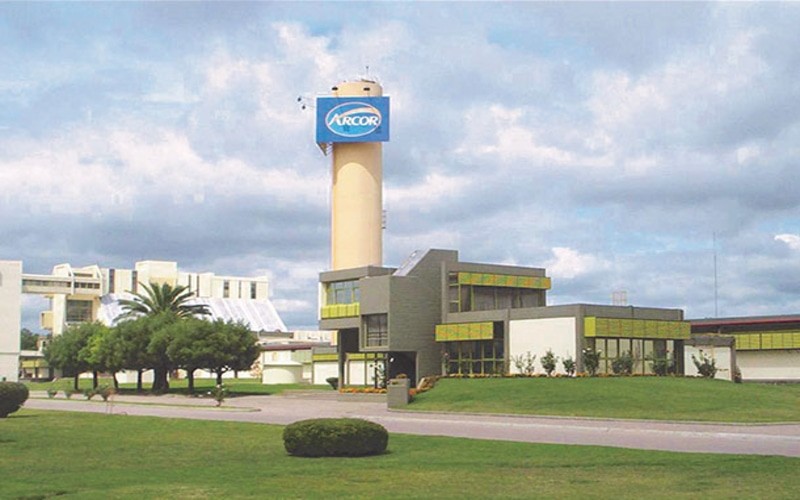 Hitachi cierra sus oficinas en la Argentina