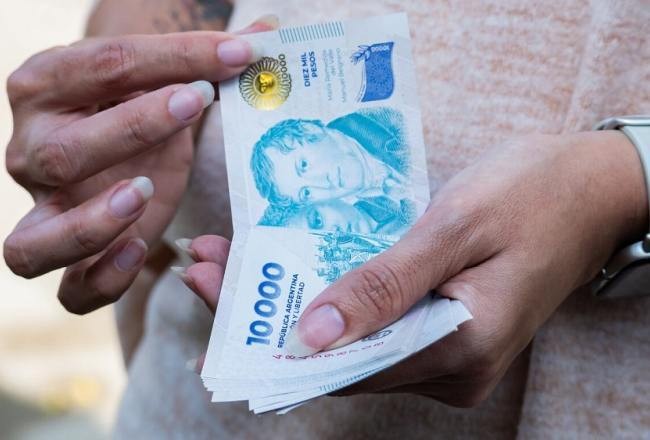 El miércoles inicia el pago del 20% del sueldo