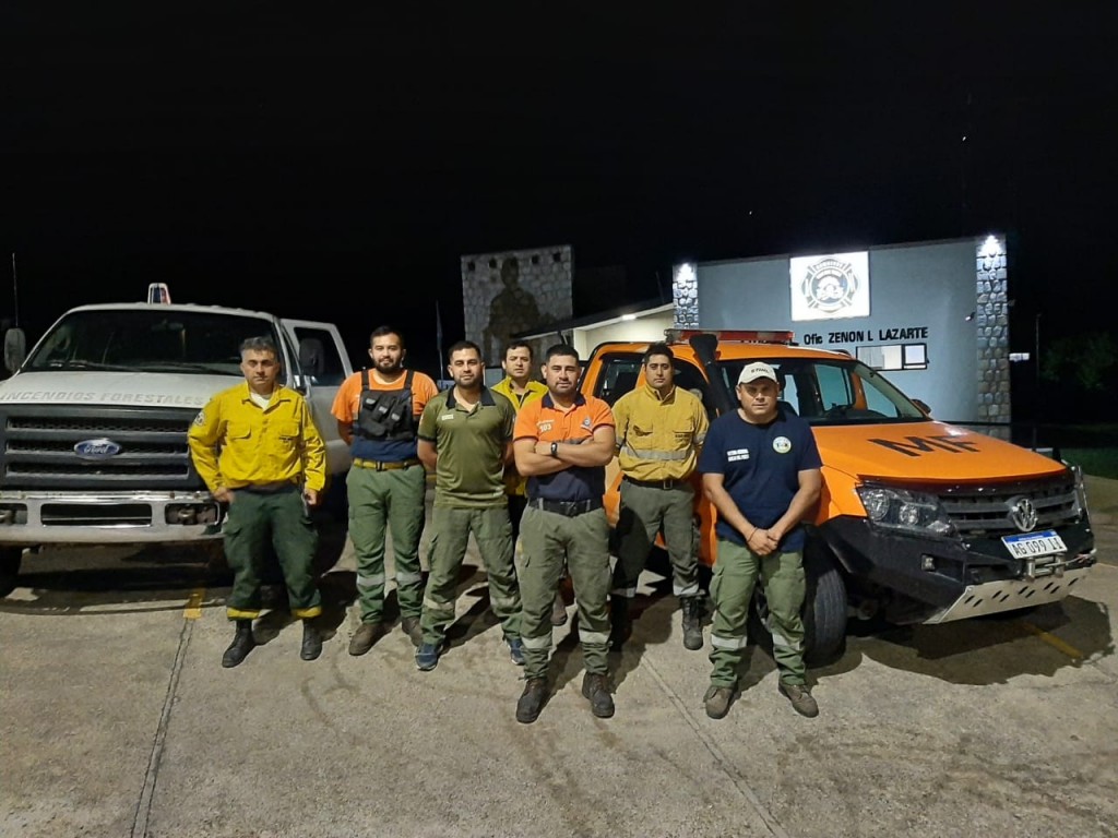 Brigadistas controlaron cenizas de un incendio en la alta montaña de los Valles Calchaquíes