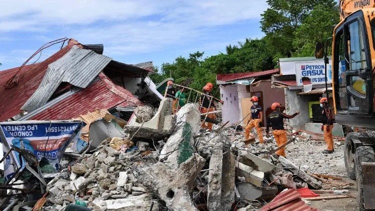 Filipinas: ascienden a 72 muertos por un sismo de magnitud 6,9 