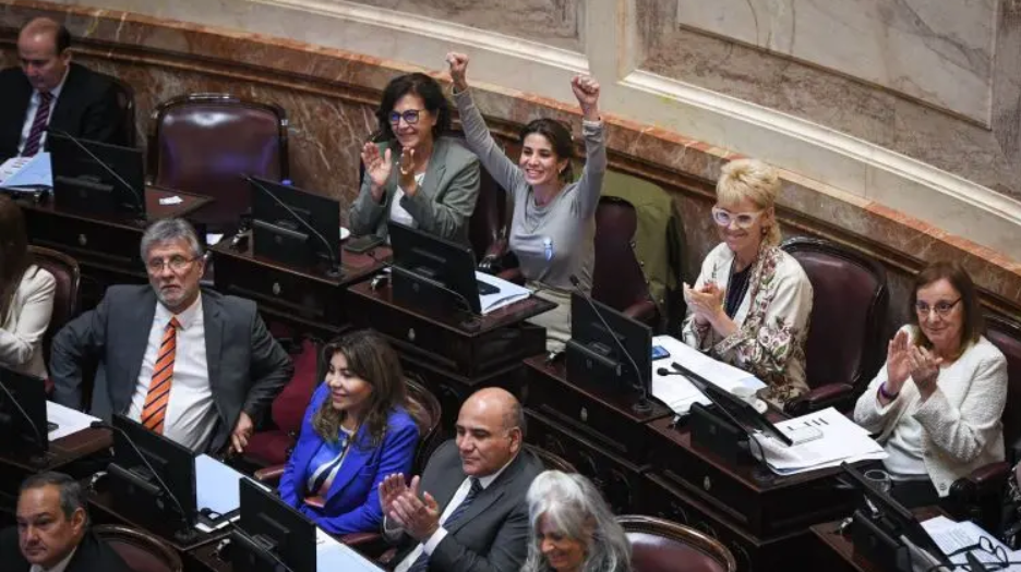 El Senado insistió con la emergencia pediátrica y el Gobierno debe promulgarla