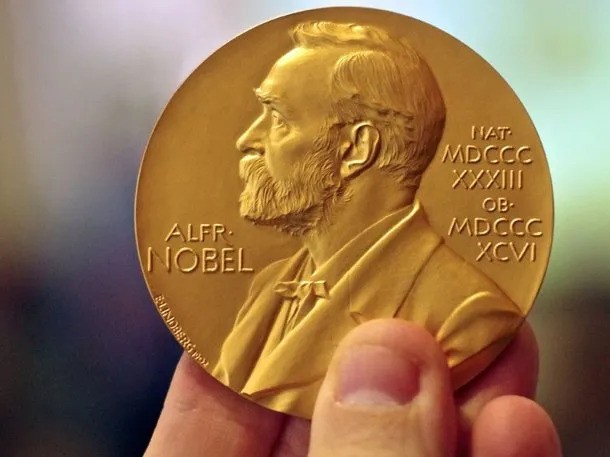 Premio Nobel de Física 2025 a tres científicos que demostraron efectos de la mecánica cuántica