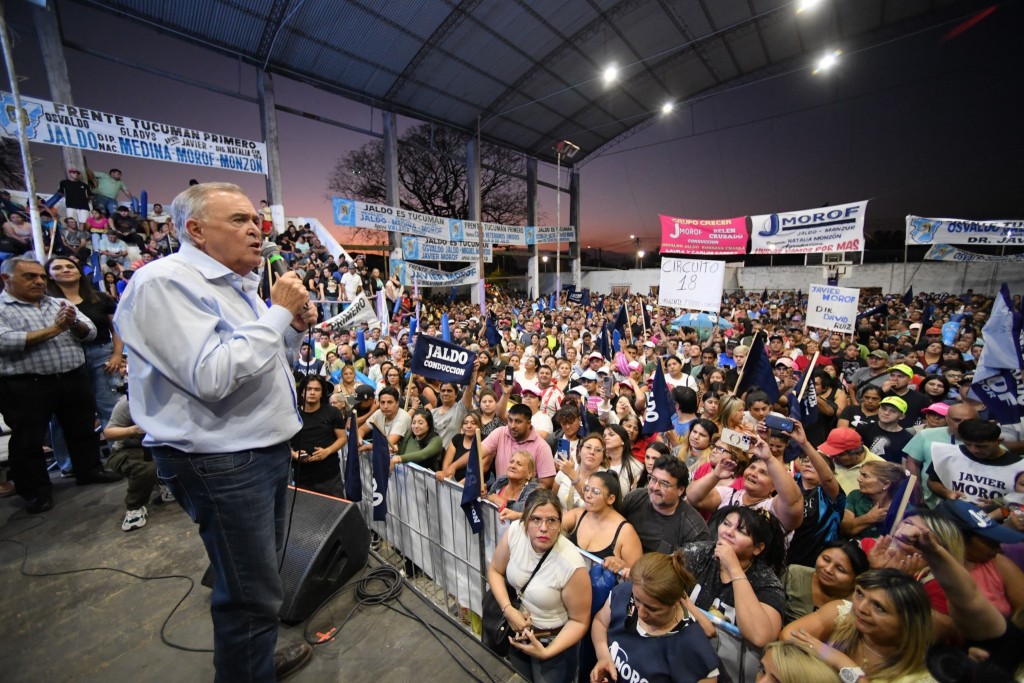 Acevedo celebró el reconocimiento a los docentes municipales de Yerba Buena