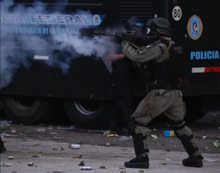 El gendarme que le disparó al fotógrafo Pablo Grillo fue procesado por la Justicia